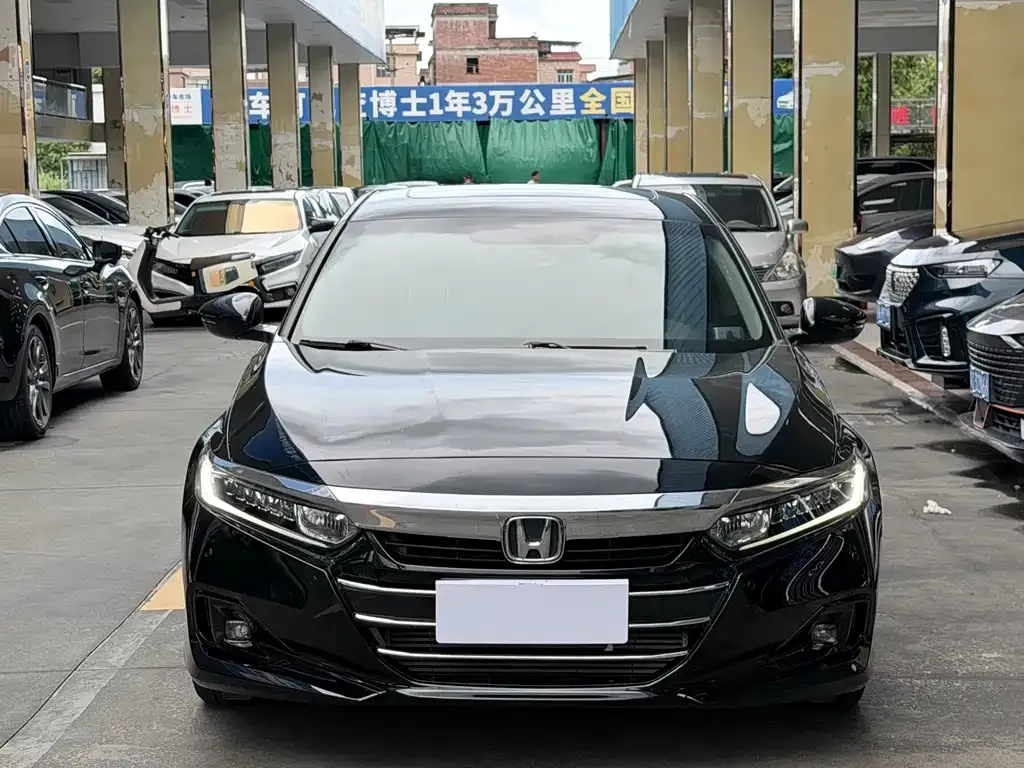Honda Accord — фото 3