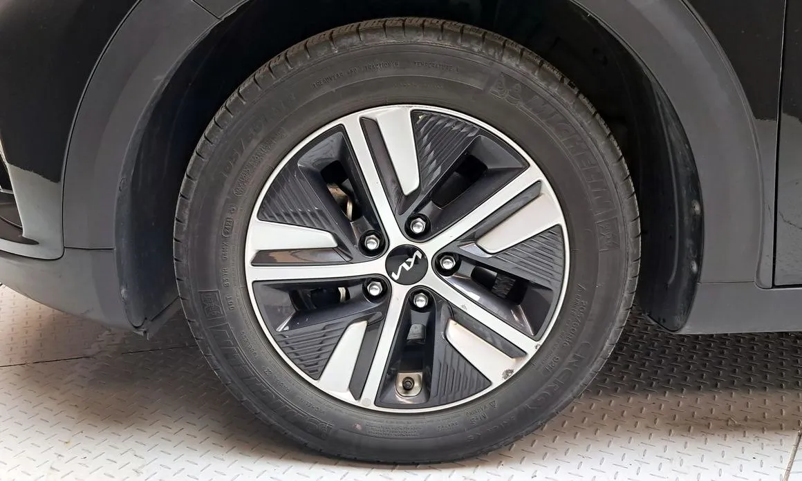 Kia Niro 2022 из KR, фото 2