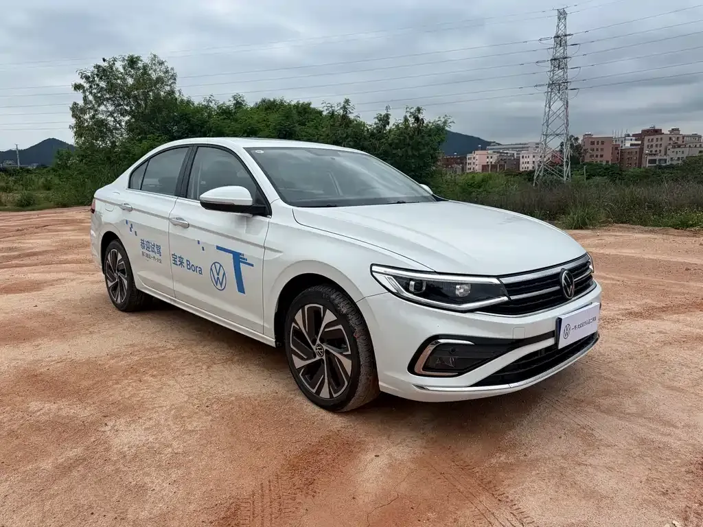 Volkswagen Bora 2024 из CN, фото 10