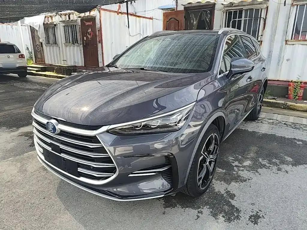 BYD Tang New Energy — фото 1