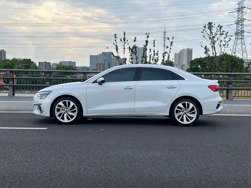 Audi A3 — фото 10