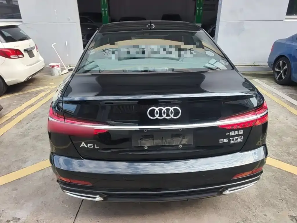 Audi A6L — фото 7