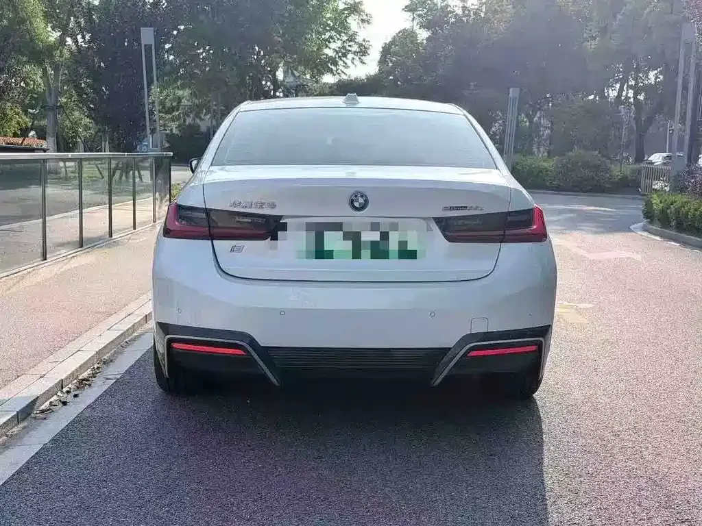 BMW i3 — фото 4