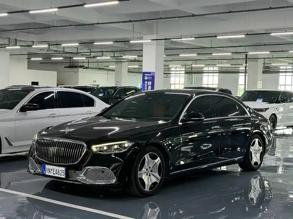 Mercedes-Benz S-Class — фото 1