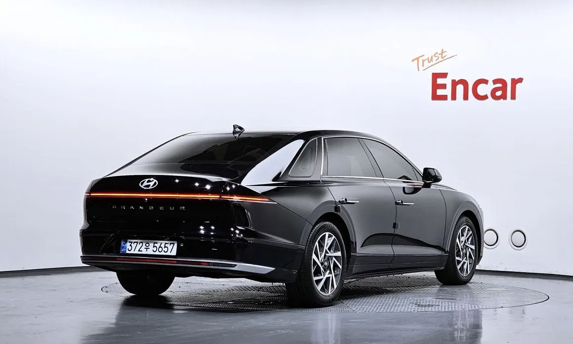 Hyundai Grandeur 2023 из KR, фото 8
