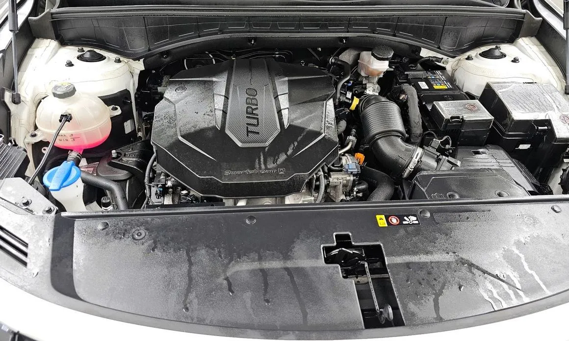 Kia Sorento — фото 8