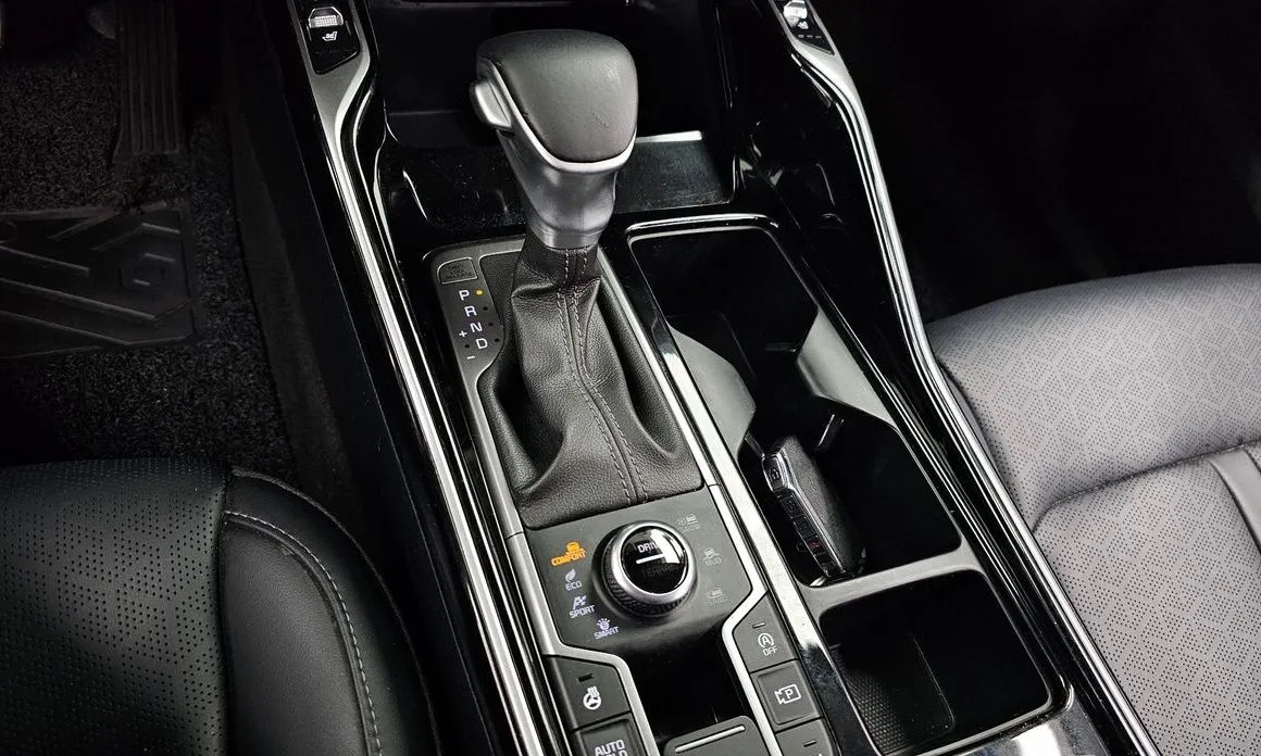 Kia Sorento — фото 10