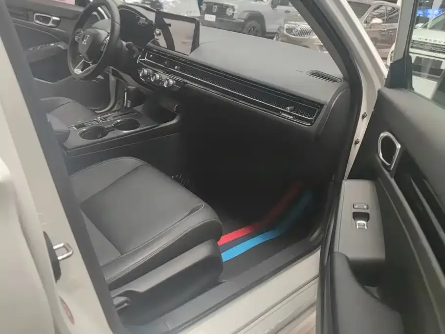Honda Civic — фото 7