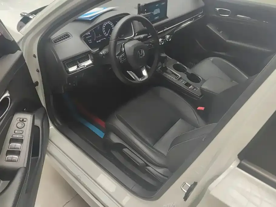 Honda Civic — фото 4