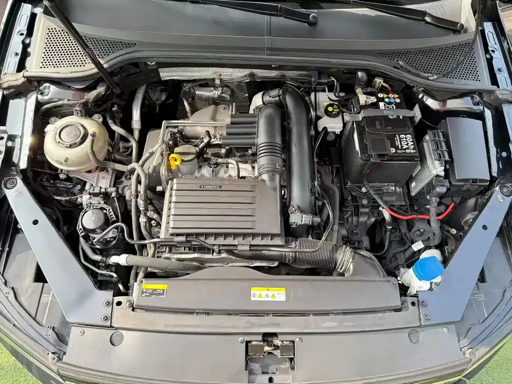Volkswagen Magotan 2022 из CN, фото 4