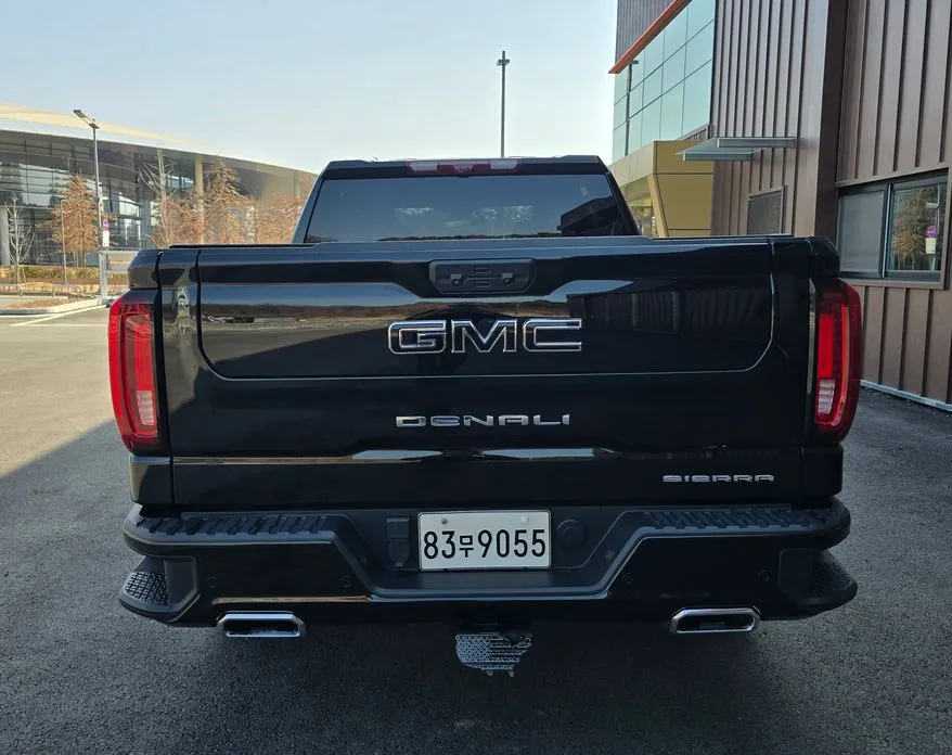 GMC Sierra — фото 3
