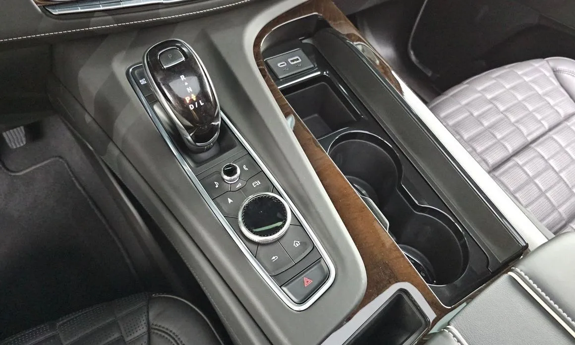 Cadillac Escalade 2021 из KR, фото 7