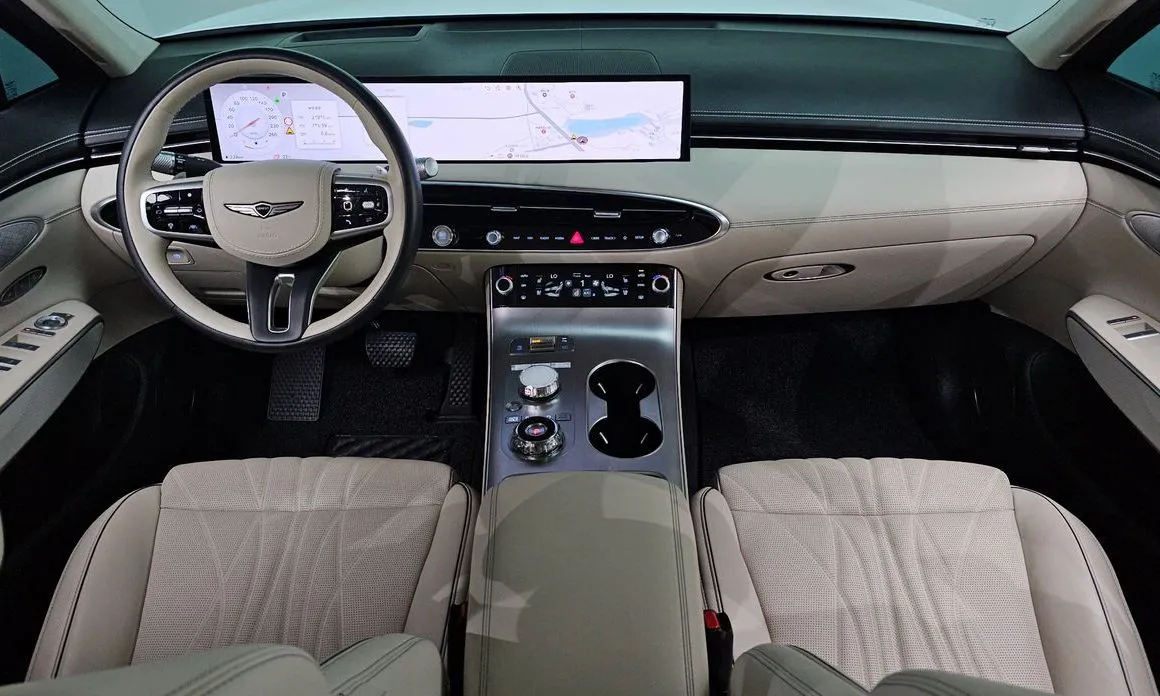 Genesis GV70 — фото 10