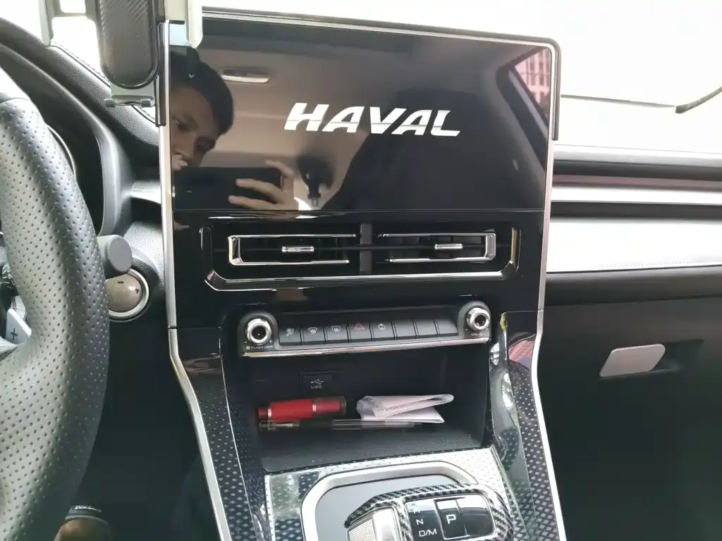 Haval M6 — фото 9