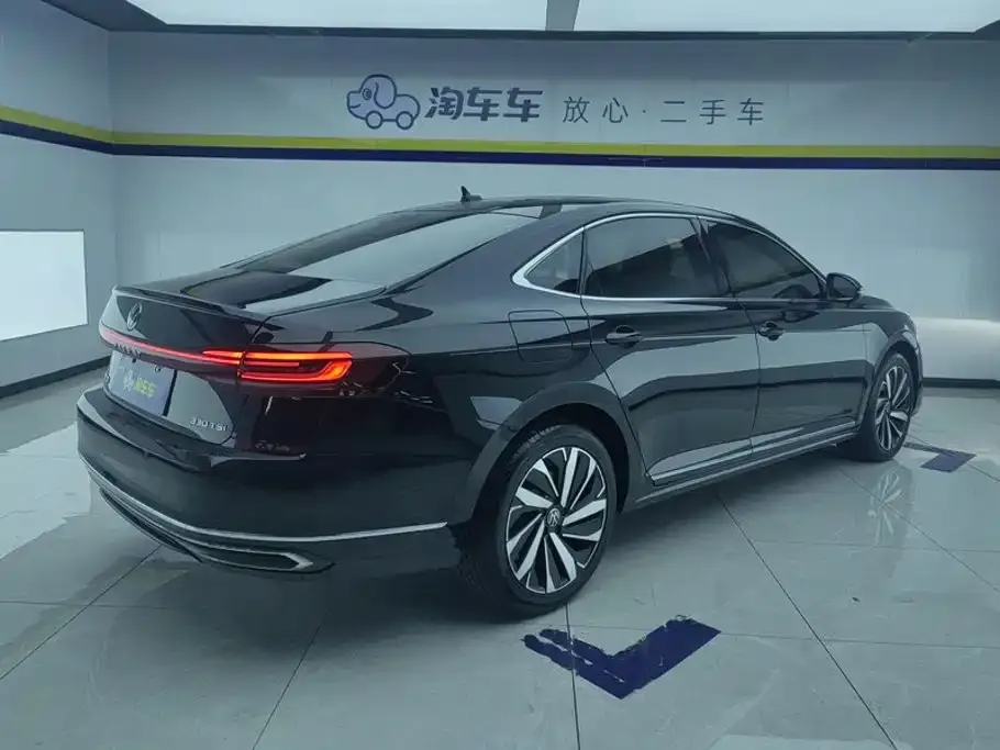 Volkswagen Passat — фото 2