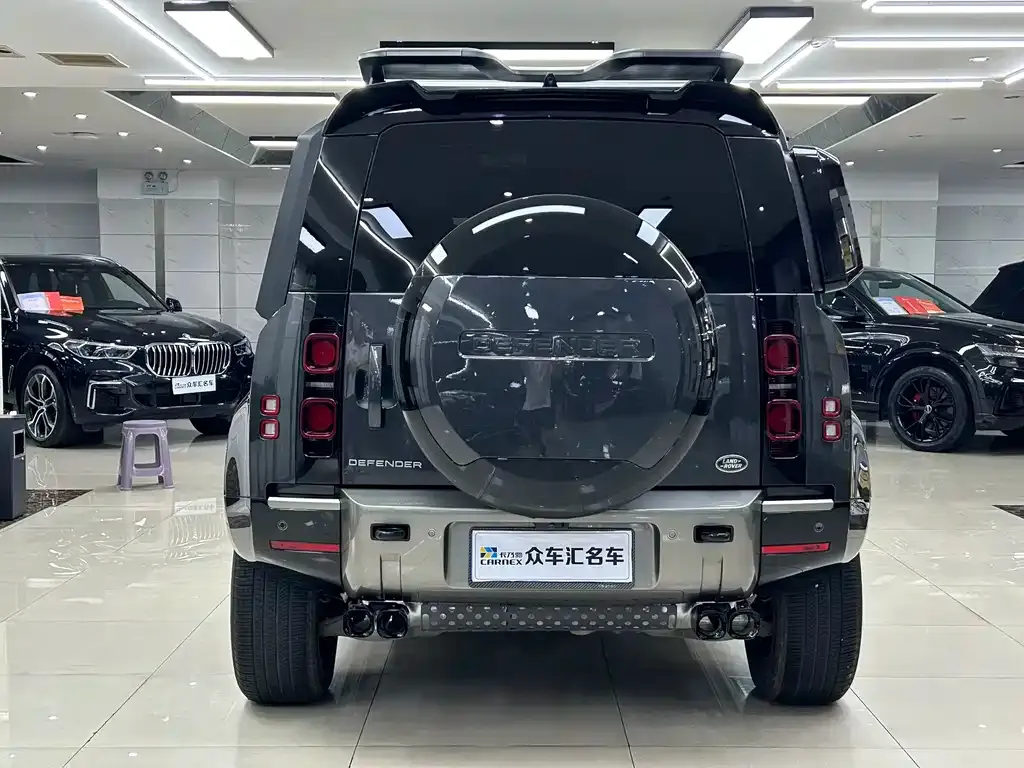 Land Rover Defender — фото 4