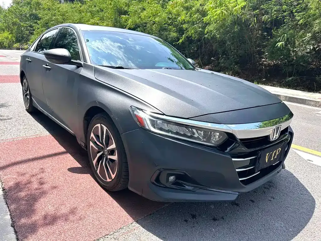 Honda Accord — фото 8