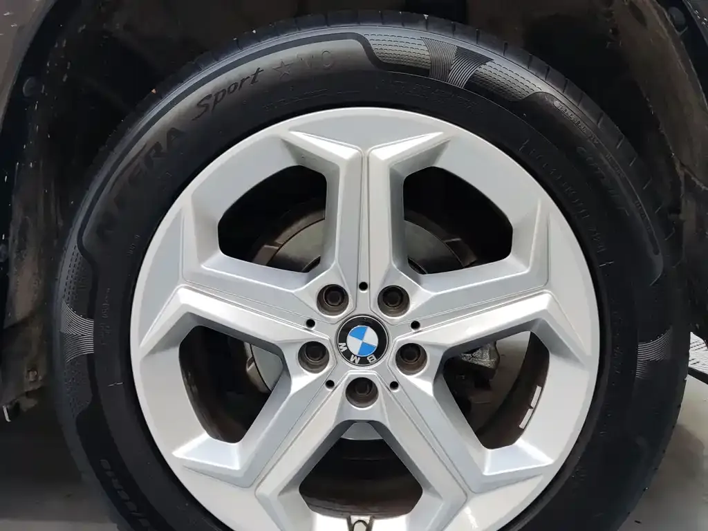 BMW X1 — фото 10