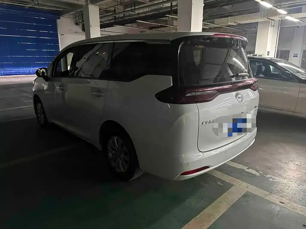 GAC Motor Trumpchi M6 — фото 10