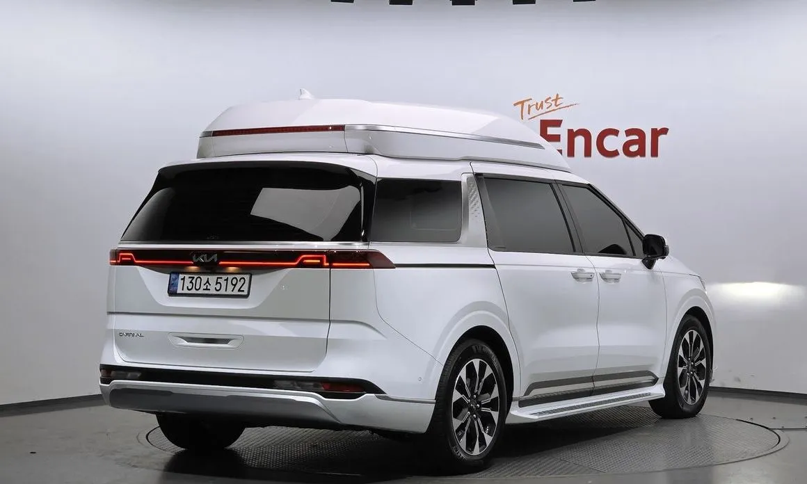 Kia Carnival — фото 4