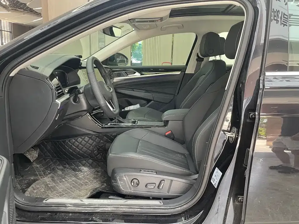 Volkswagen Passat — фото 6