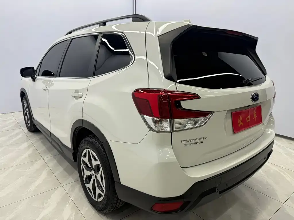 Subaru Forester 2021 из CN, фото 7