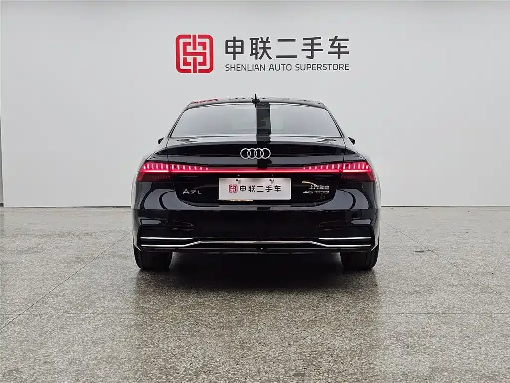 Audi A7L 2024 из CN, фото 9