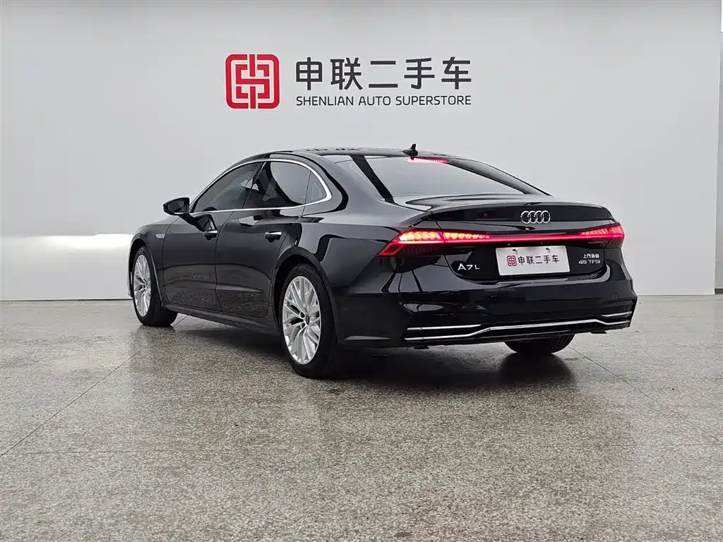 Audi A7L 2024 из CN, фото 7