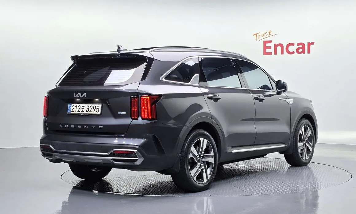Kia Sorento — фото 4