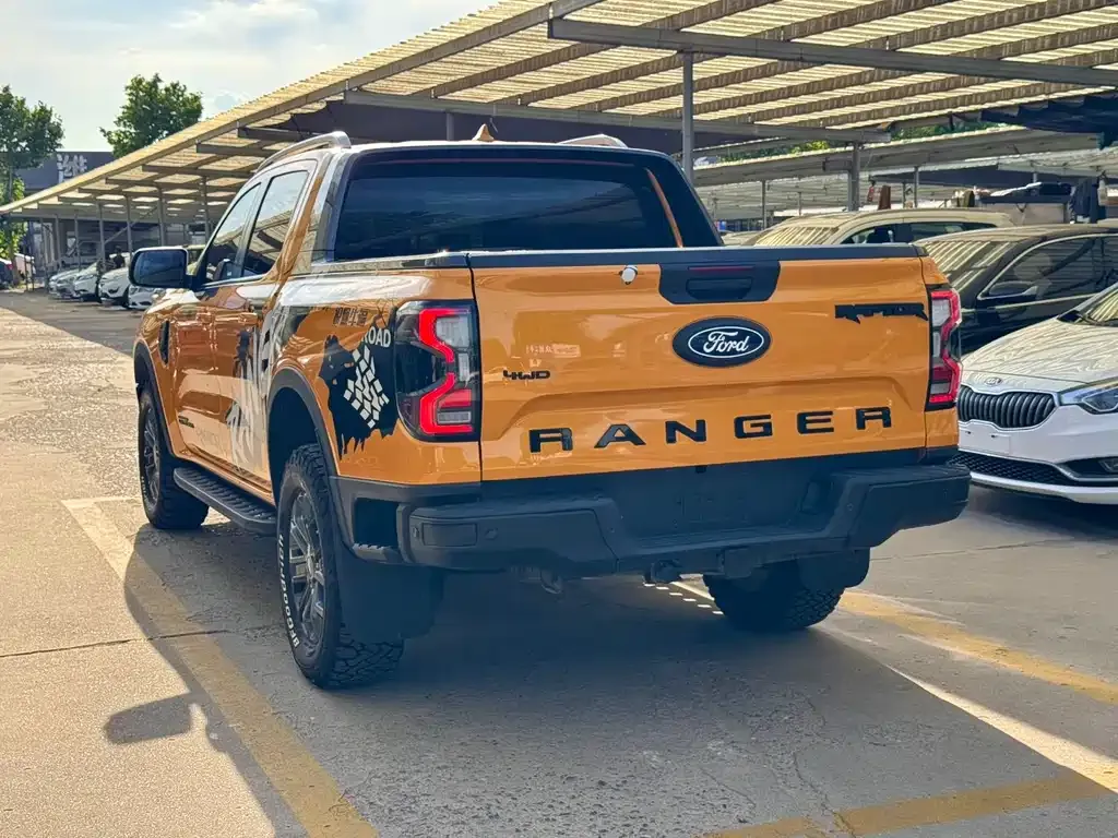 Ford Ranger — фото 10