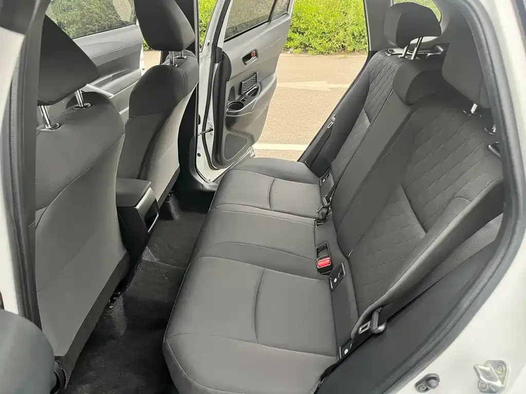 Toyota Corolla Cross — фото 2