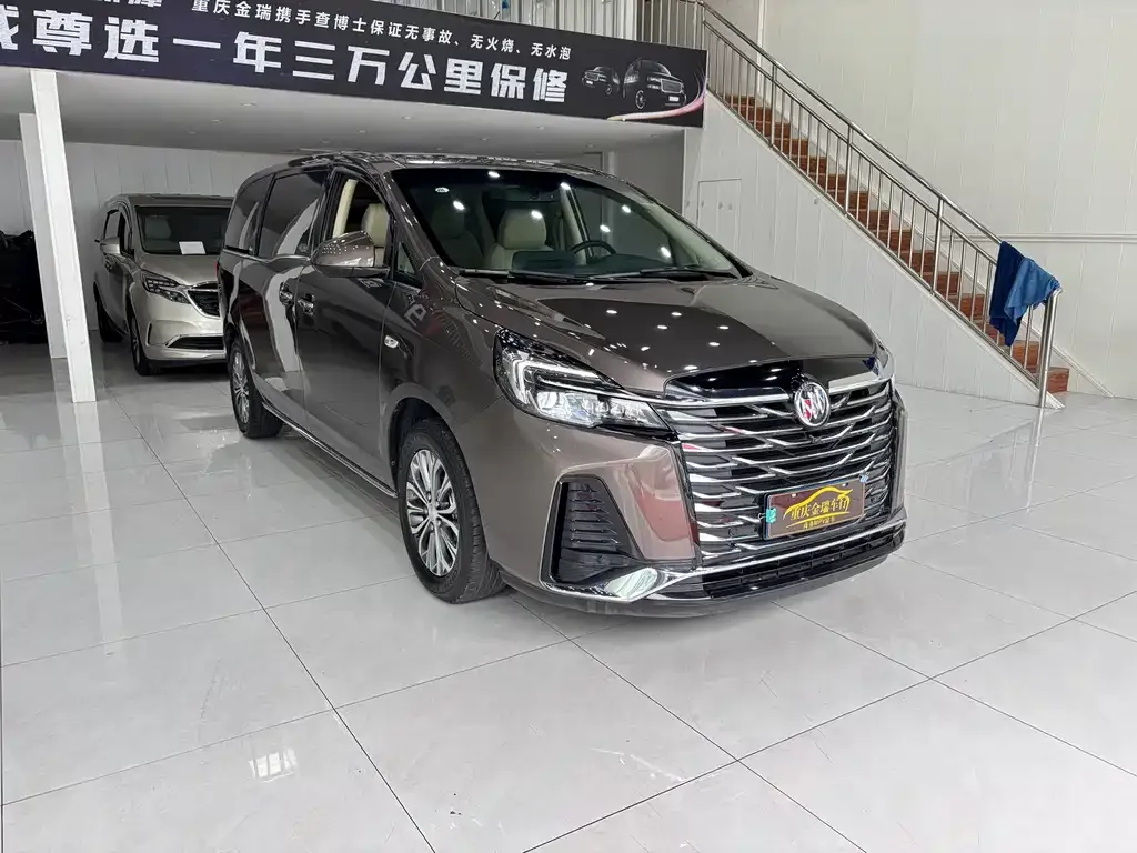 Buick GL8 2024 из CN, фото 3