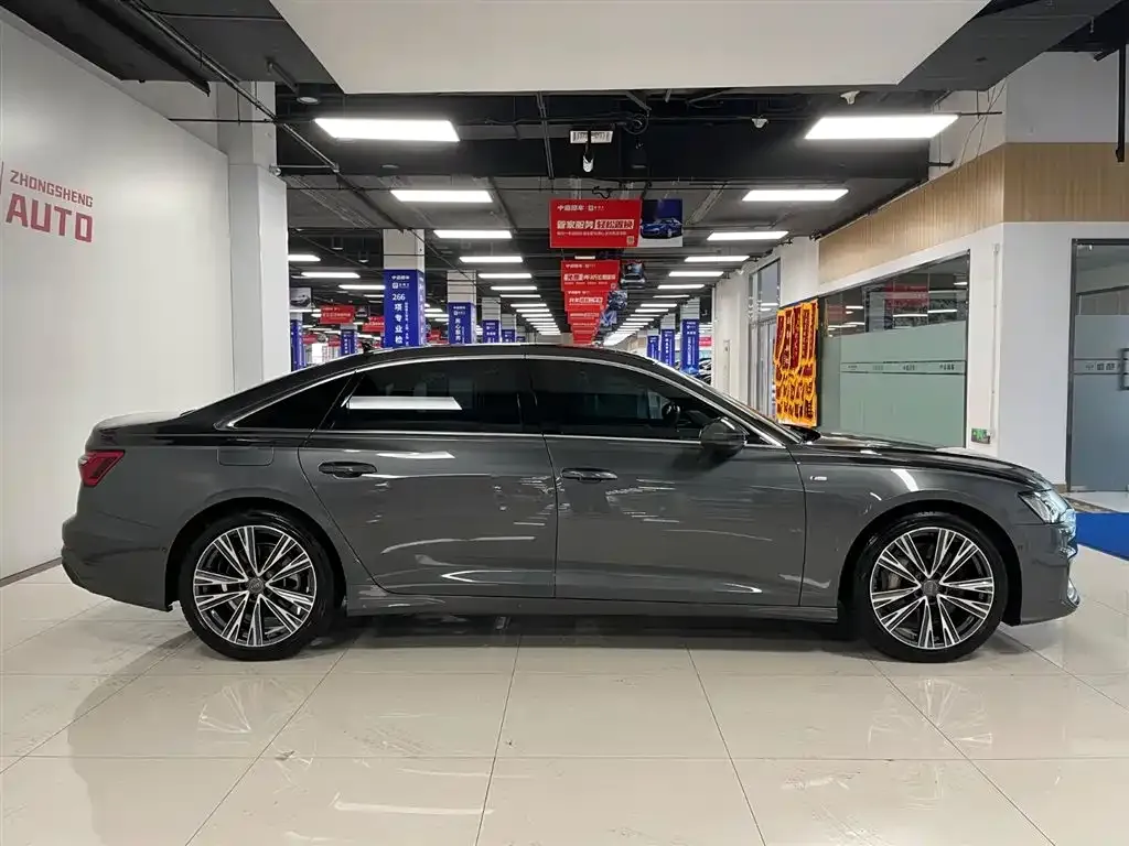 Audi A6L — фото 10