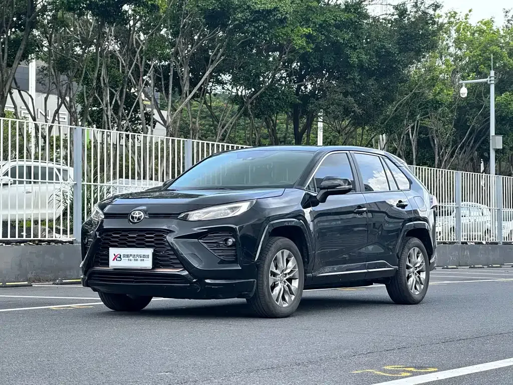 Toyota Wildlander — фото 1