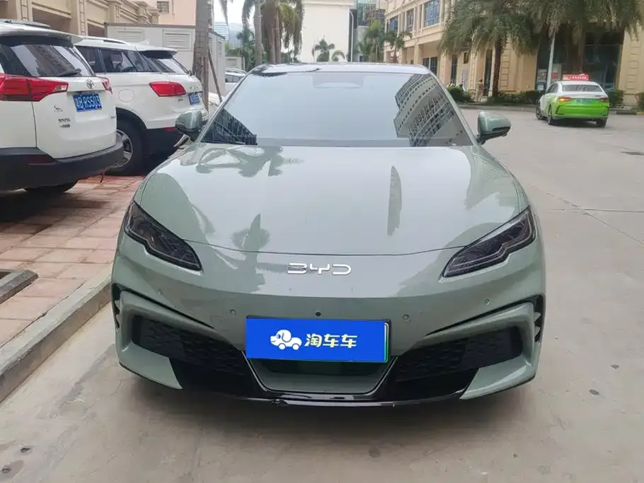 BYD Seal 06GT — фото 9