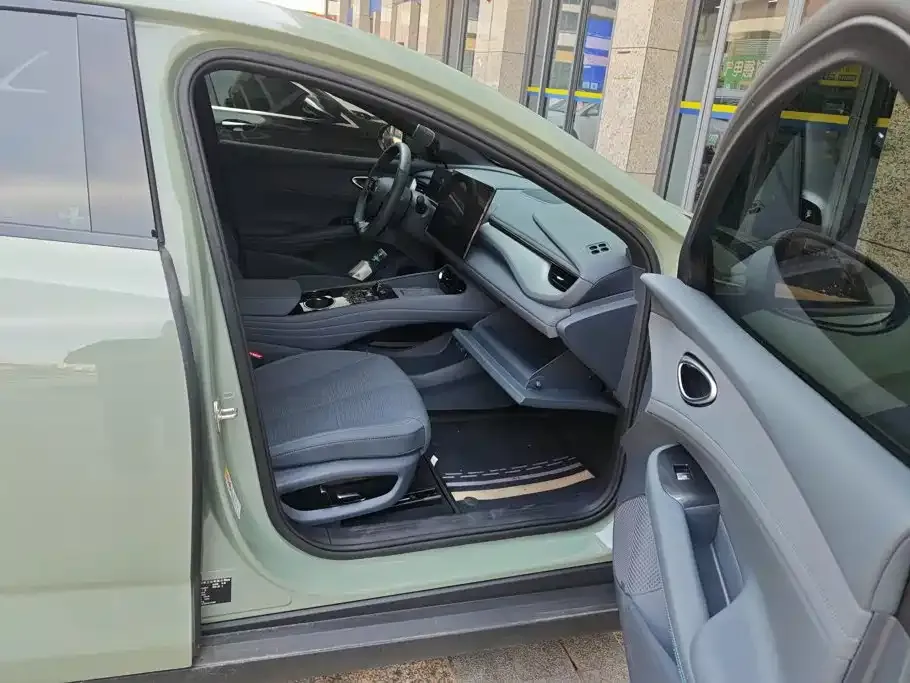 BYD Seal 06GT — фото 10