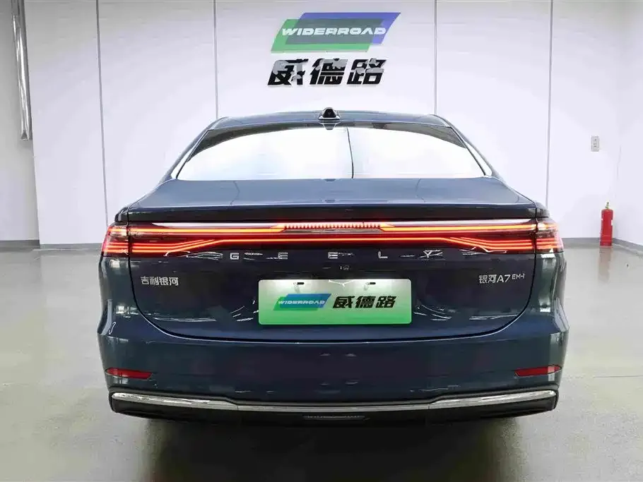 Geely 银河A7 EM — фото 3