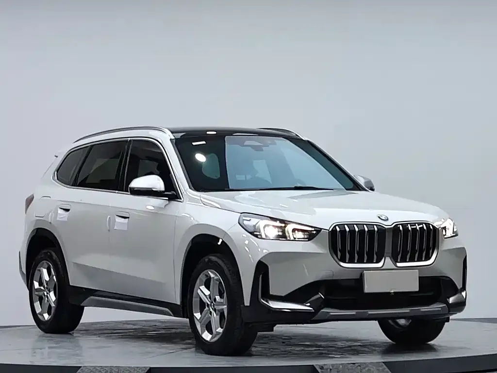 BMW X1 — фото 6