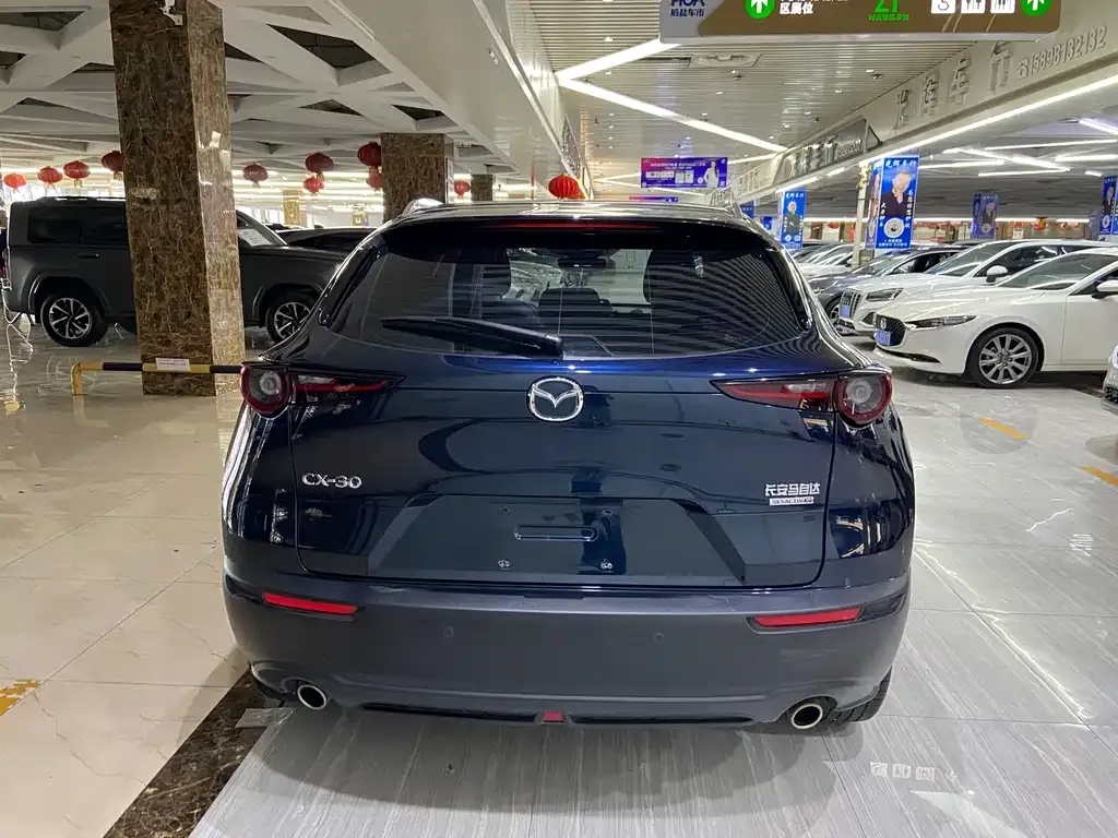 Mazda CX-30 — фото 10