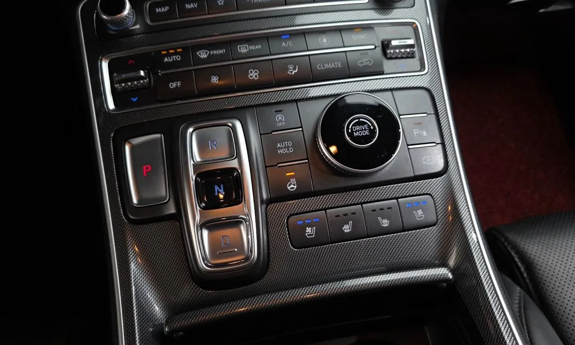 Hyundai Santafe — фото 9