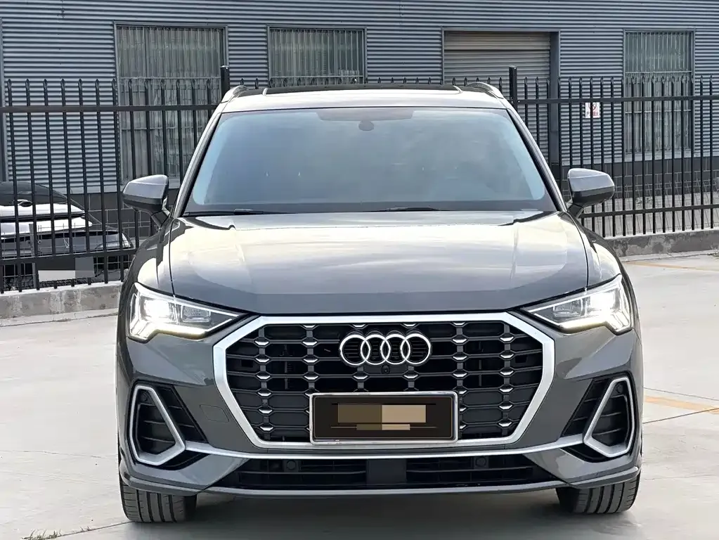 Audi Q3 — фото 7