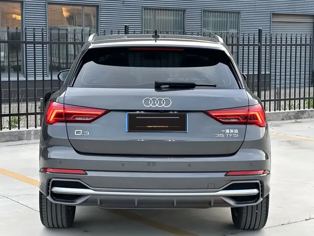 Audi Q3 — фото 6