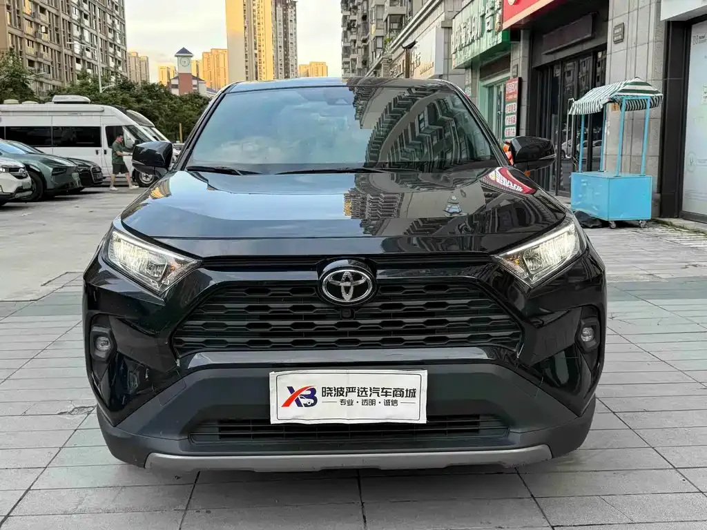 Toyota RAV4 2024 из CN, фото 5
