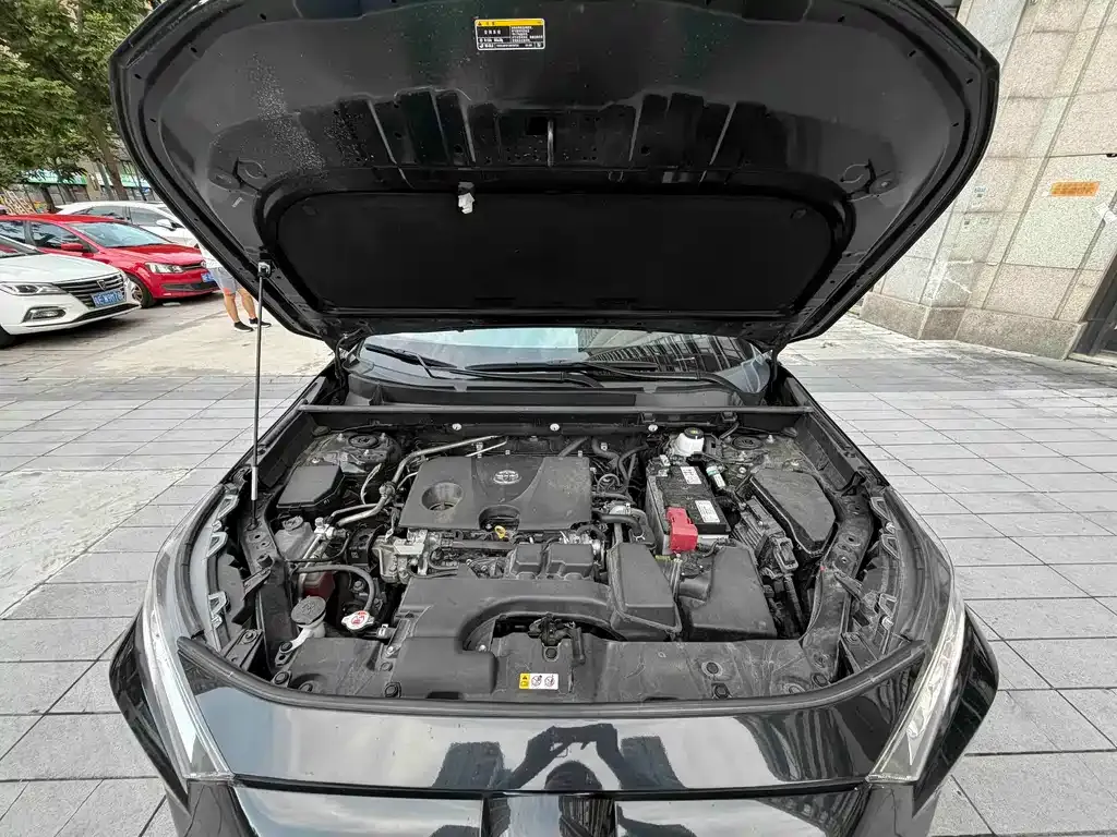 Toyota RAV4 2024 из CN, фото 8