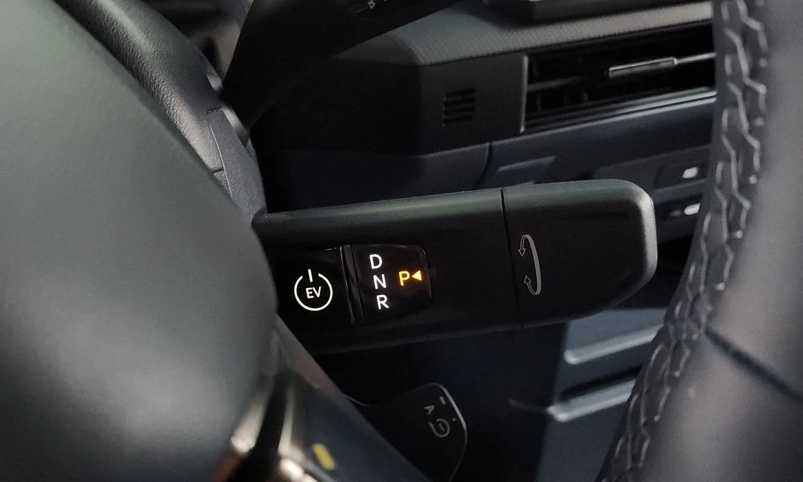 Kia PV5 — фото 2