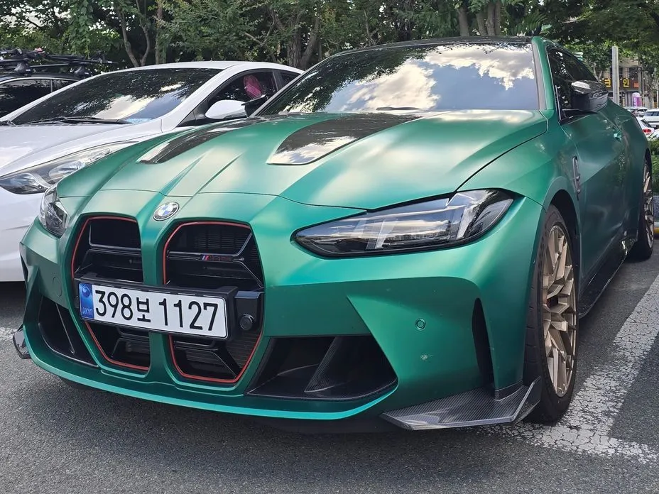 BMW M4 — фото 1