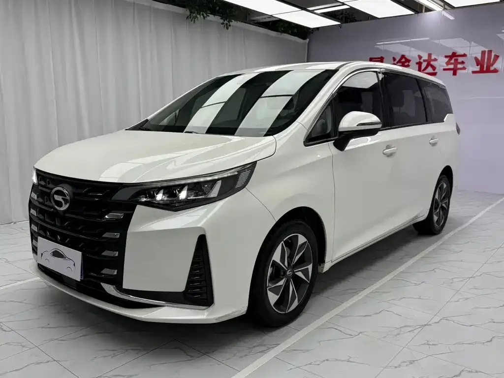 GAC Motor Trumpchi M6 — фото 1