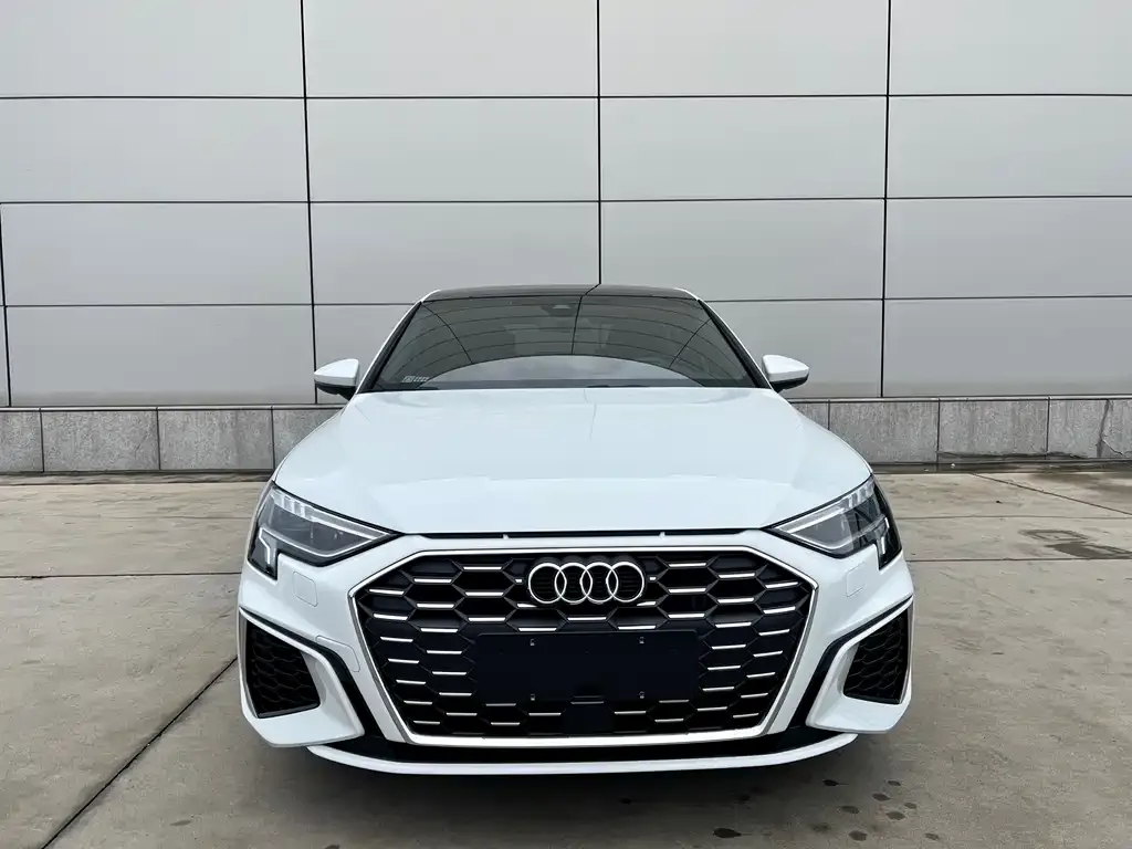 Audi A3 — фото 2