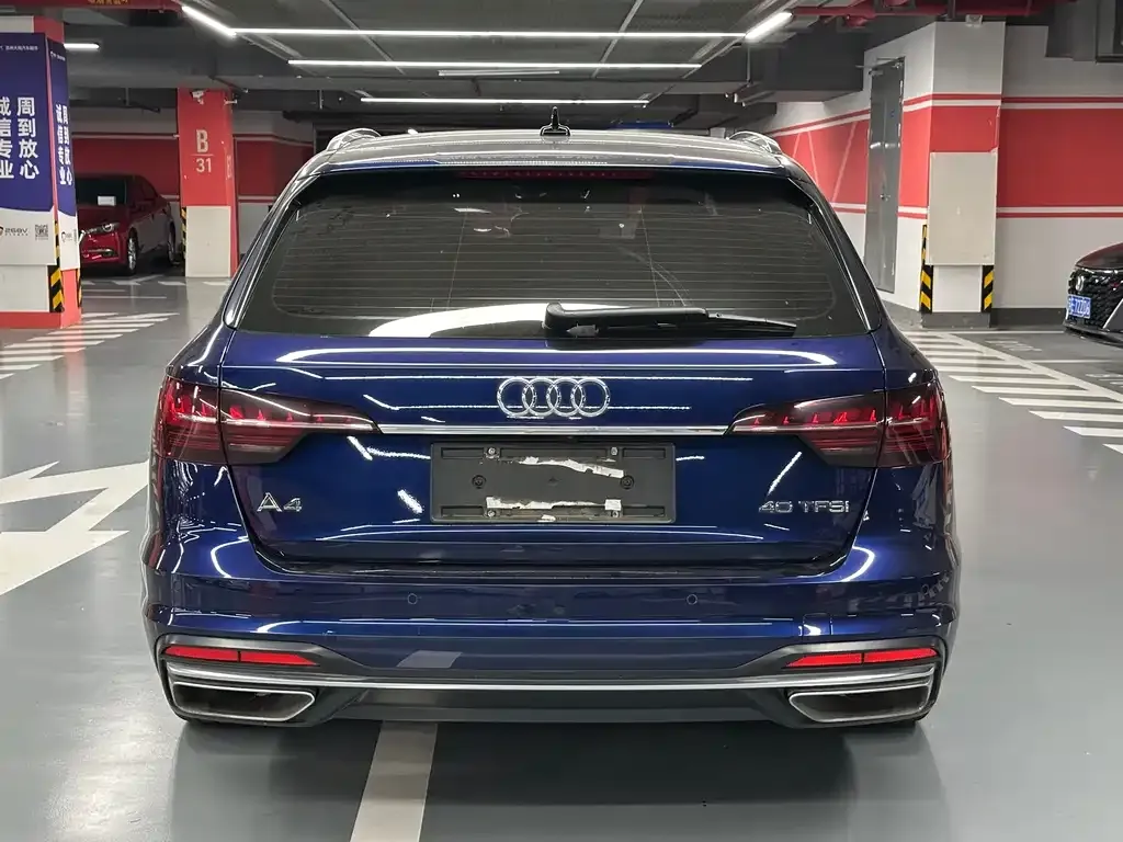 Audi A4 (Import) — фото 7