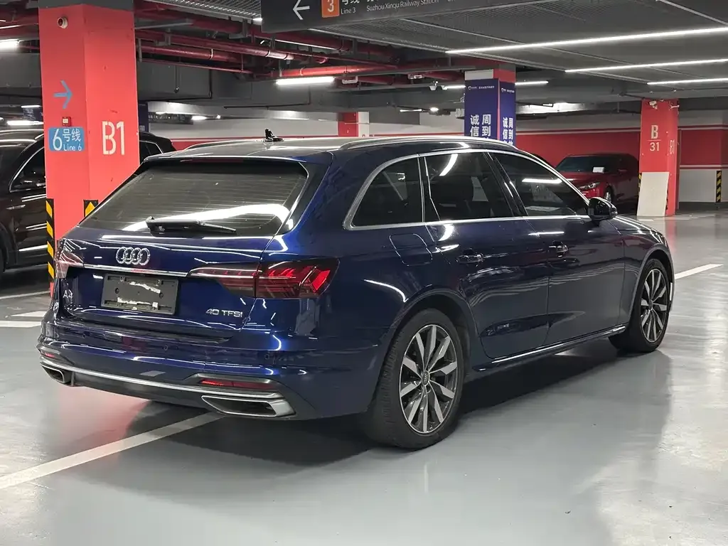 Audi A4 (Import) — фото 8